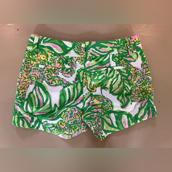 Lilly Pulitzer Shorts size 2 - Picture 3 of 3